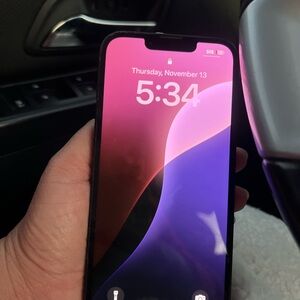 Apple iphone 13 pro Black 128 gb AT & T